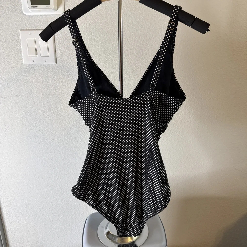 DKNY One Piece Swimsuit Ruched‎ Sides Slimming V Neck Polkadot Black 10 - Picture 2 of 6